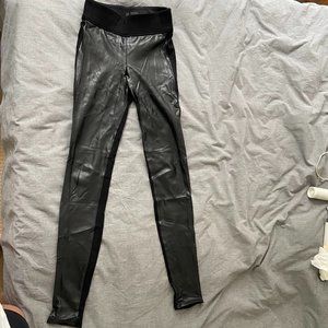 Wilfred Free Faux Leather Leggings